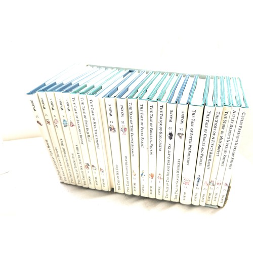 33 - Set of Tales of Peter Rabbit and Winnie the Pooh book sets