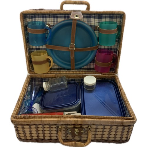 169 - Vintage wicker basket picnic set