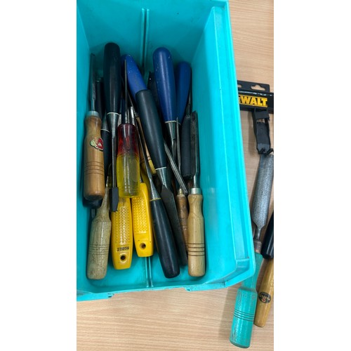 96 - Selection of approximately 40 chisels