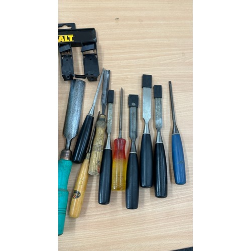 96 - Selection of approximately 40 chisels