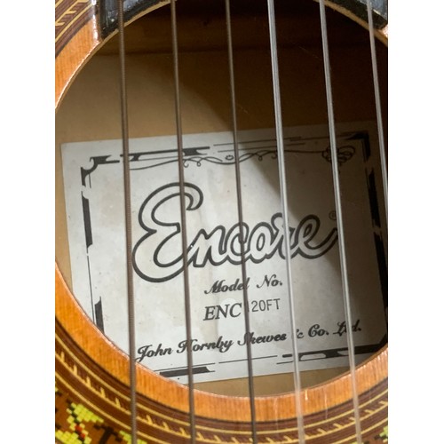 150 - Small 6 String guitar, encore