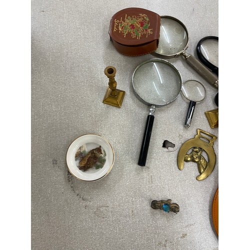 64 - Selection of collectables includes magnifying glasses etc