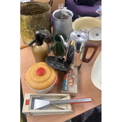 170 - Quantity of household items to include enamel bowls, soda sython, mincer, scales etc