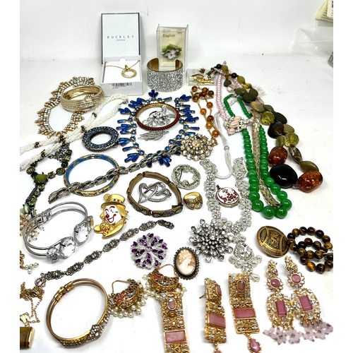 332 - selection of costume jewellery weight 1.1k