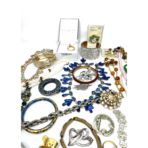 332 - selection of costume jewellery weight 1.1k