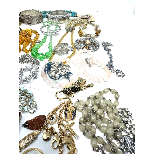 334 - selection of costume jewellery weight 900g