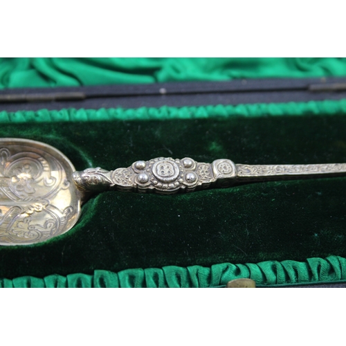 46 - .925 sterling spoon w/ fitted case