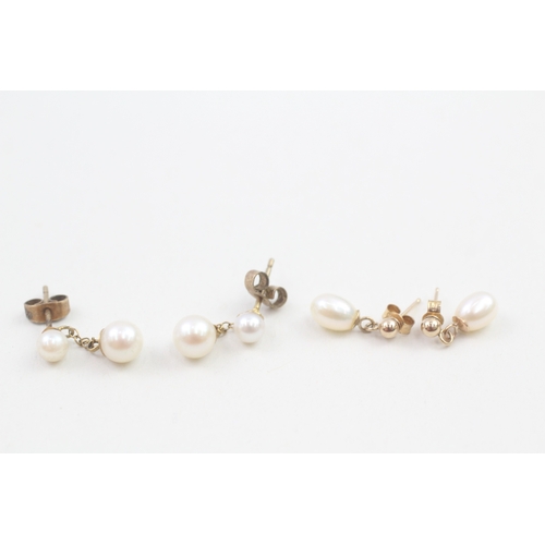 150 - 2 x 9ct gold cultured pearl set drop earrings (2.3g)