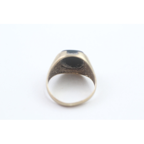 165 - 9ct gold blood stone signet ring (5.1g)