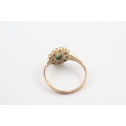 173 - 9ct gold green & white paste cluster ring (2.6g)