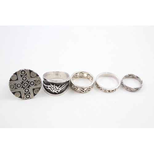 282 - Six silver Celtic style rings (37g)