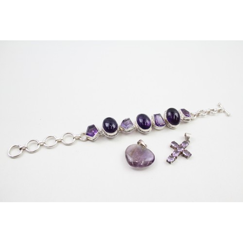 284 - A collection of silver amethyst set jewellery (53g)