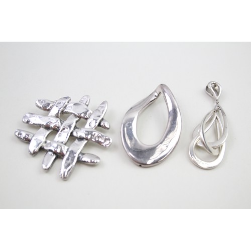 292 - Three silver minimalist pendants (37g)