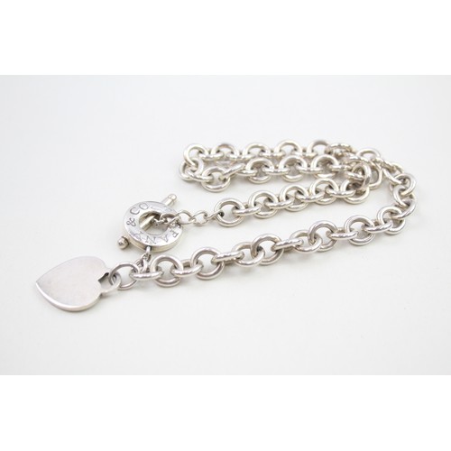 327 - A silver necklace by Tiffany and Co (76g)