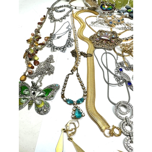 338 - selection of costume jewellery weight 1k