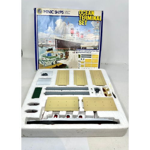 458 - Original boxed Minic Ships  Ocean terminal set