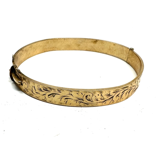 118 - 9ct gold 1/5 metal core bangle weight 20g