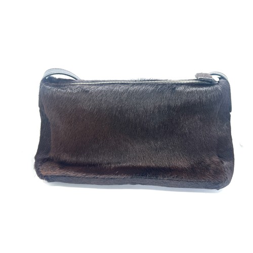 553 - Joyanaturu cowhide hand bag