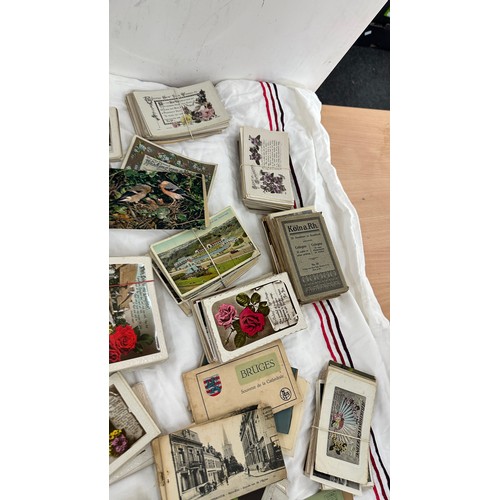 134 - Selection of commemorative ephemera