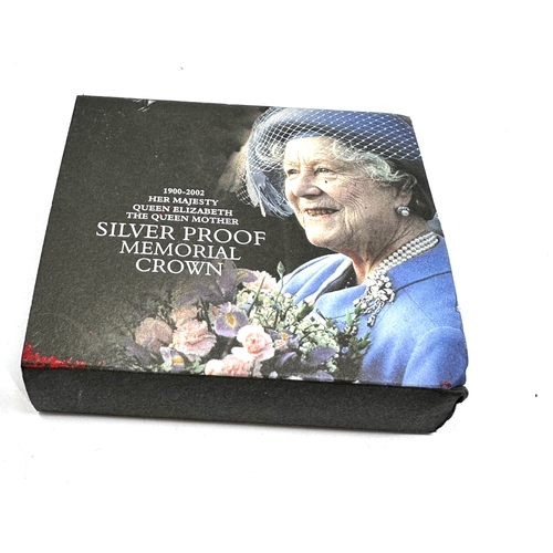 400 - 2002 Royal Mint The Queen Mother Memorial Silver Proof £5 Five Pounds Crown Coin