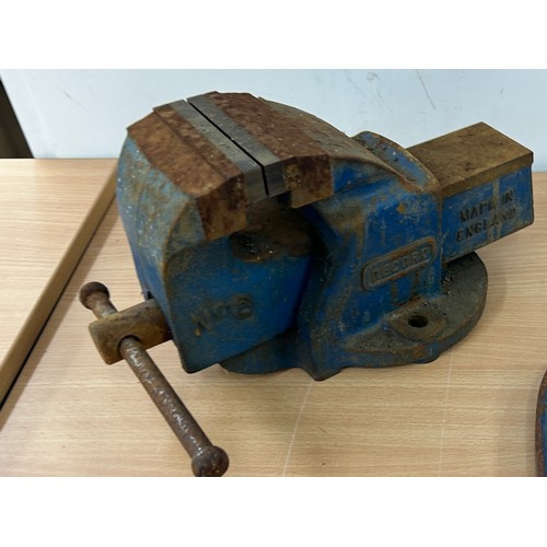 193 - Selection of G Clamps and a Record number 3 table vice