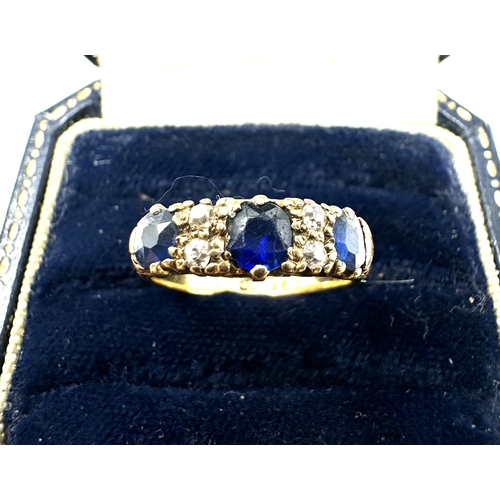 137 - Antique 18ct gold sapphire & diamond ring weight 3.7g