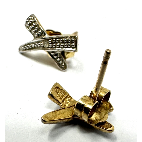 85 - 9ct gold diamond earrings weight .8g
