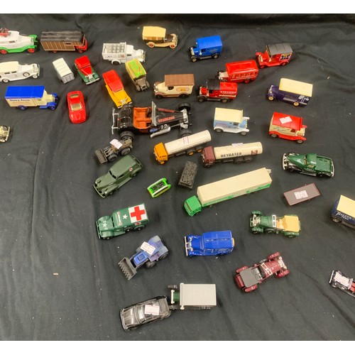 293 - Large selection of assorted cars includes Tonka, matchbox etc