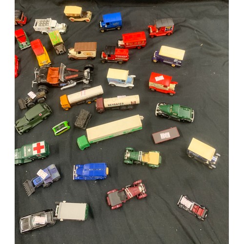 293 - Large selection of assorted cars includes Tonka, matchbox etc