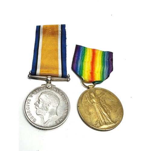 406 - ww1 medal pair to 6456 pte a reeves.hamps.r