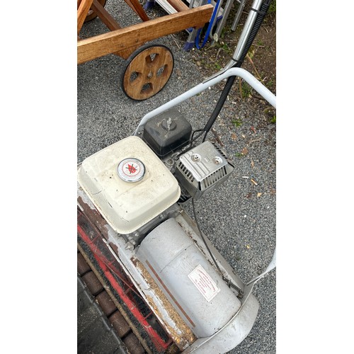 46 - Petrol Honda HC26 lawn mower - untested