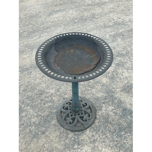 75 - Plastic bird bath overall height 28 inches tall