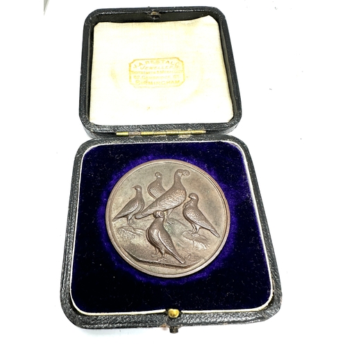 428 - A original boxed large bronze medal or medallion made for the 