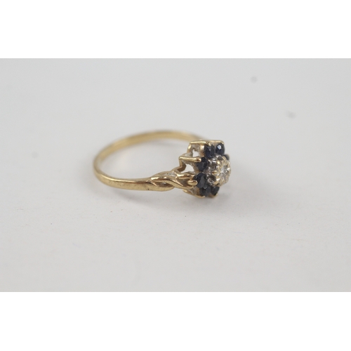 209 - 9ct gold sapphire and diamond set cluster ring (1.7g)