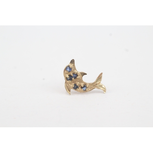 125 - 9ct gold sapphire dolphin stud earrings with scroll backs (1.3g)