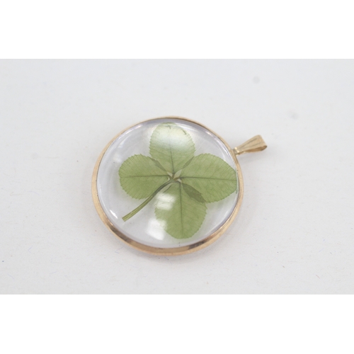 127 - 9ct gold four leaf clover pendant (2.6g)