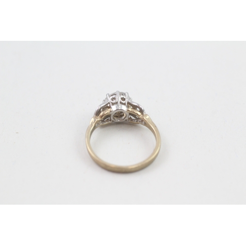 192 - 9ct gold cz set cathedral set dress ring (2.9g)