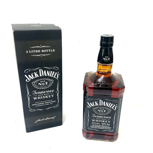 571 - Boxed 3 litre bottle of Jack Daniels