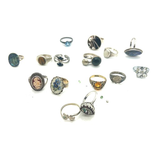 544 - Selection of vintage and later rings includes silver, 9ct on silver etc