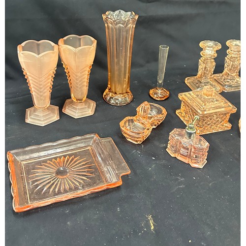 87 - Vintage pink glass dressing table set