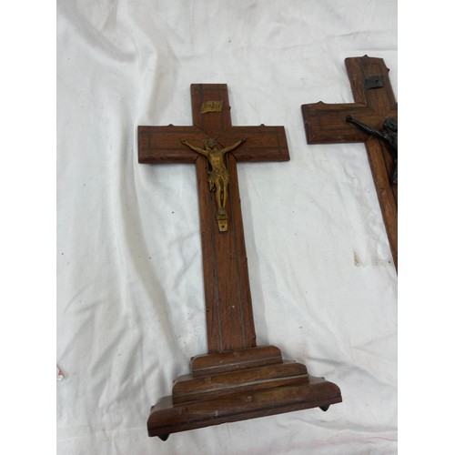 52 - 2 vintage wooden Crifix's, frames picture of our lady, tallest crufix measures 16 x 8 inches