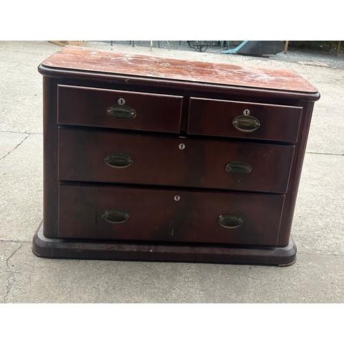 375 - Two over two mahogany chest of drawers measures approx 30 inches tall, 42 wide and 20 deep