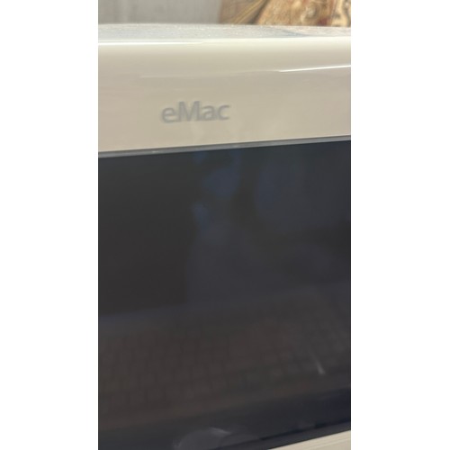 393 - Emac monitor with key board and mouse - untested