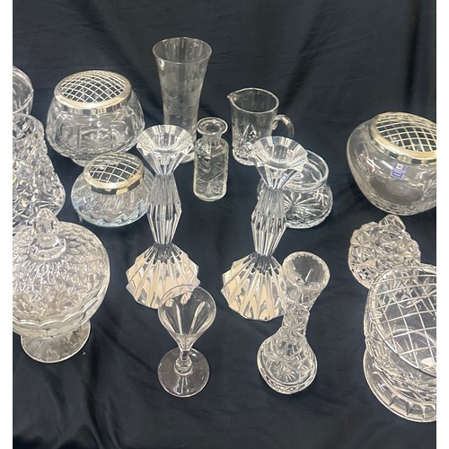 110 - Selection of glassware to include Royal Doulton, Darlington posy bowls, candlesticks etc