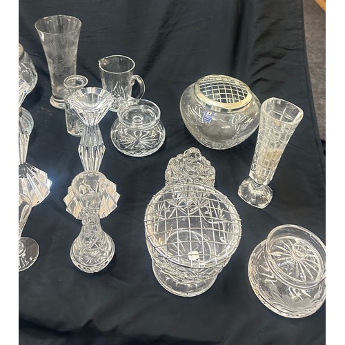 110 - Selection of glassware to include Royal Doulton, Darlington posy bowls, candlesticks etc