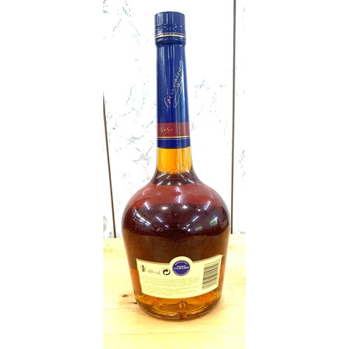 574 - V.S Cognac courvoisier 40% volume