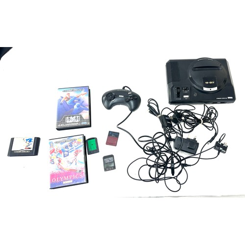 330A - Sega mega drive with controls, games, power leads etc - in working order