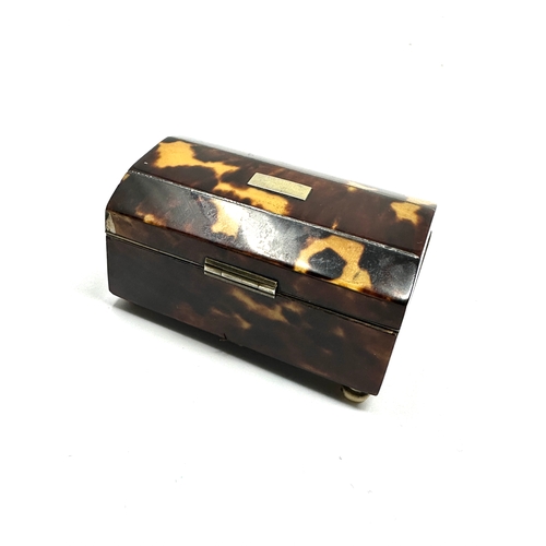 475 - Antique tortoiseshell ring box measures approx 5.2cm by 3.2cm height 3cm