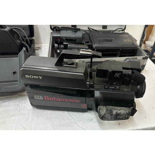 329 - Cased Panasonic HiFi stereo M10 AV zoom VHS, camcorder, with batteries untested, Vintage Sony Trinic... 