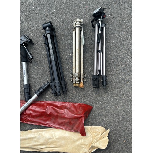 346 - Selection of photography tripods, various makers